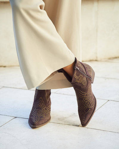 BROWN||NA 5402 BROWN