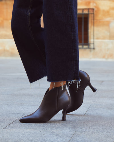BLACK||NA 5424 BLACK