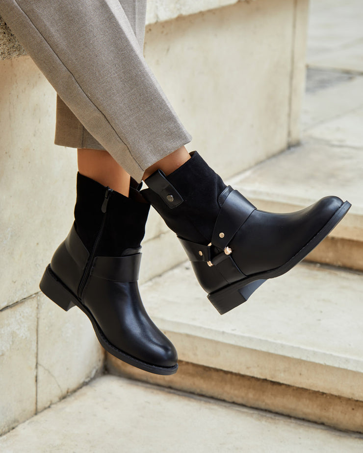 NAW 5463 ALL BLACK