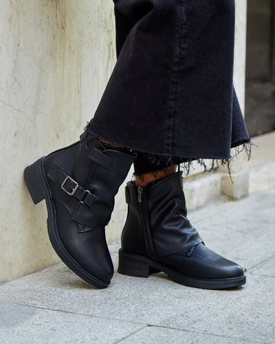 BLACK||NAD  5443 BLACK