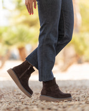 NDB 5562 BROWN