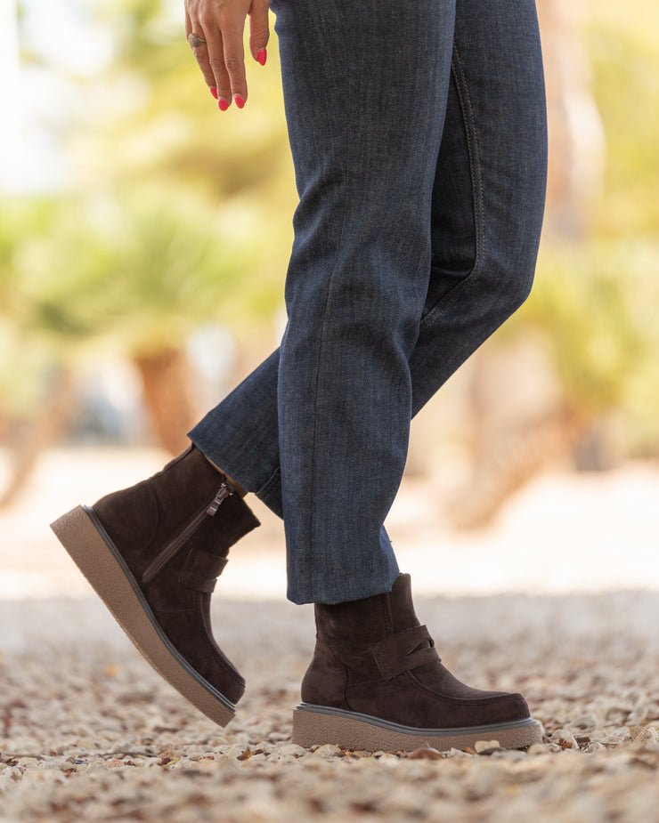 NDB 5562 BROWN